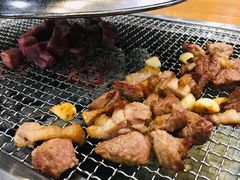雪花肉粒-肉甲韩国木炭烤肉(新壹街1店)