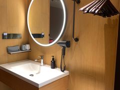 -全季酒店(深圳会展中心岗厦地铁站店)