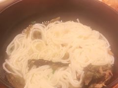 -诚铭记·虾仁汤包·成都小吃(融创店)
