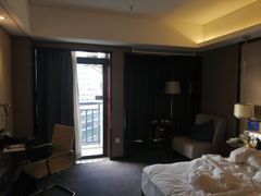 -天艺东环酒店(海口高铁东站龙湖天街店)