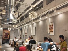 大堂-么肆烤肉·中式自助·烤肉大排档(街道口季佳PAI店)