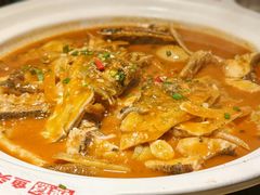 -魏铭鱼头捞饭(晋阳路店)