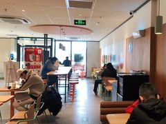 大堂-麦当劳(玉桥中路店)
