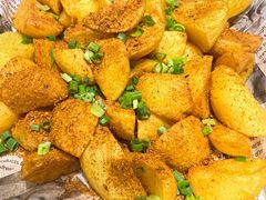 -临界音乐酒馆·小龙虾·江湖菜(华熙LIVE·鱼洞店)
