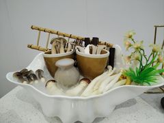 -鲍媽·原汤鲍鱼鸡(克拉广场店)