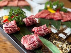 -炼火烤肉店