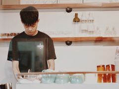 -Line来恩咖啡(石厦花园店)