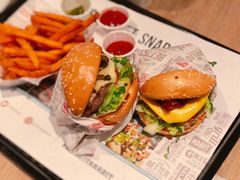 -The Habit Burger Grill 哈比特汉堡(复兴soho店)