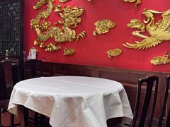 -梅龙镇酒家(南京西路总店)