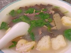 油豆腐鸭血粉丝汤-小杨生煎(湟普汇店)