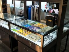 -视野联行眼镜蔡司·依视路官方授权店(顺城店)