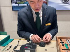 -亨得利钟表商店