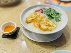荔湾艇仔粥-点都德(龙之梦店)