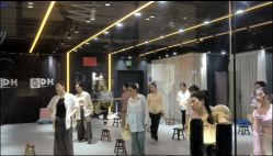 -DH舞蹈工作室