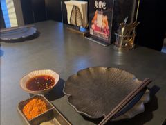 -铭牛烧肉·和牛海鲜自助(高新月牙湖店)