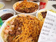 -李与白包子铺(桐梓林店)