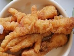 -两三事小郡肝串串香火锅(桂庙店)