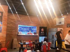 大堂-老啪叽串炒饭(铁百店)