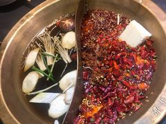 -沸炉重庆老火锅(军事博物馆店)