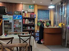 大堂-何记面馆(龙泉山店)