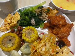 素三鲜饺子-梦航彩虹之约自助餐厅(华府天地店)