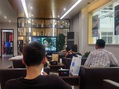 -上海华裕比亚迪4S店