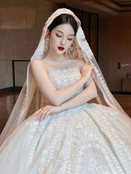 点击看大图 -Renee芮亦婚纱