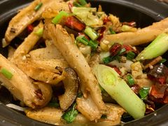 -茅台镇网红溶洞餐厅·茅帮菜馆