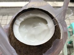 -椰爺爺·椰子冻砵仔糕