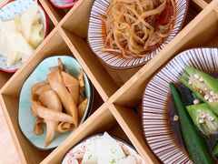 -轻蔬不用等·素食(江苏路店)