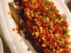 干烧武昌鱼-莲餐厅·湖北菜·藕汤是头牌(愚园路店)