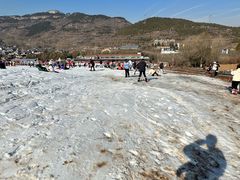 -济南卧虎山滑雪场