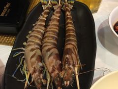 -鲜入围煮花胶鸡海鲜火锅