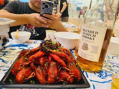 -松哥油焖大虾.小龙虾.黑鸭煲(海岸城店)