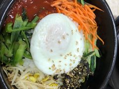 -拌来拌去石鍋拌飯(文鼎店)