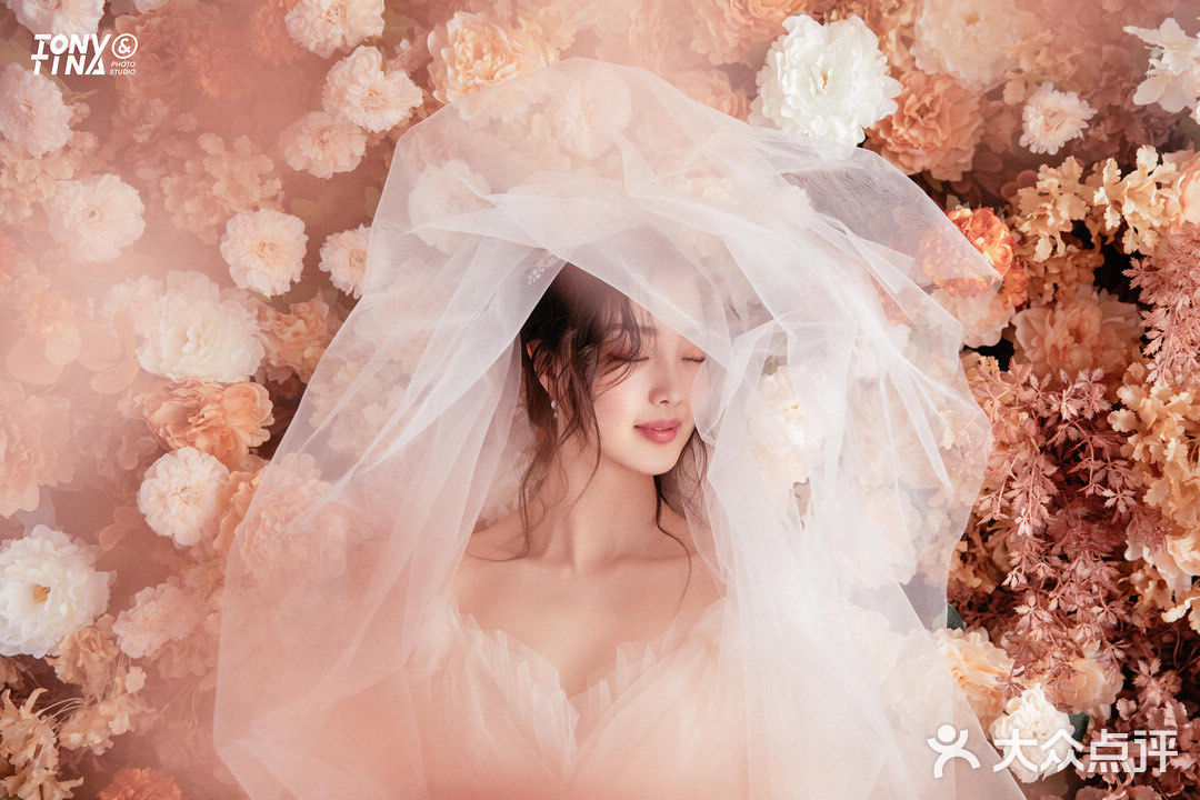 简单大方超级耐看的韩式婚纱照