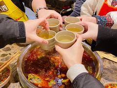 -肖肖酸萝卜鱼火锅(总店)