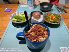 -八月美食小馆(银泰城总店)