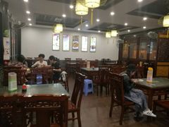 大堂-龙抄手(文殊坊店)