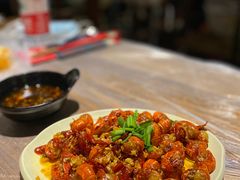 -巴厘龙虾·榜首油焖大虾(音乐学院·沿江酒馆店)