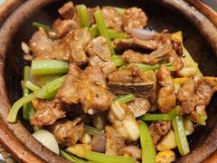 -宴小馆·小海鲜青岛菜(五四广场店)
