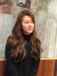-PE SALON