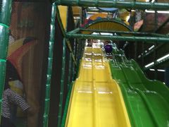 -蒙特利亲子乐园