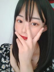 -时尚殿堂明星门店
