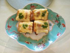 -壹零贰小馆(桂城石啃店)