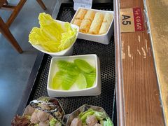 -左庭右院鲜牛肉火锅(金山万达店)