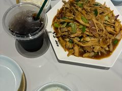 -何适山庄 ·可团建(水长城P2停车场店)