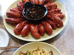 -巴厘龙虾·榜首油焖大虾(音乐学院·沿江酒馆店)