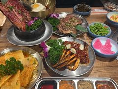 -明洞阿姨·韩式酱蟹烤肉·创意料理(三元桥店)