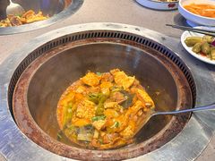 -山河屯铁锅炖·非遗东北菜(南山店)